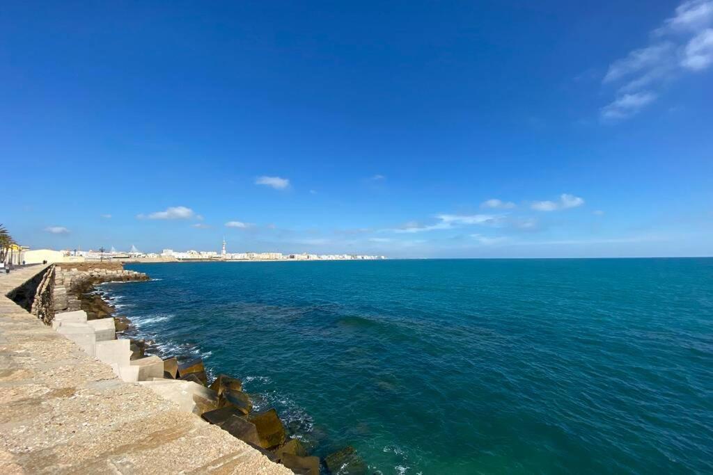 Mirador Playa Caleta Cadiz Centro Grupo Ac Gestion Apartment Exterior photo